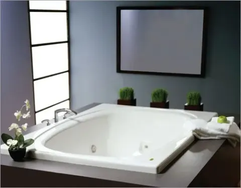 Banheira Bianca 1,85 x 1,22 x 0,52 em acrílico marca Jacuzzi.